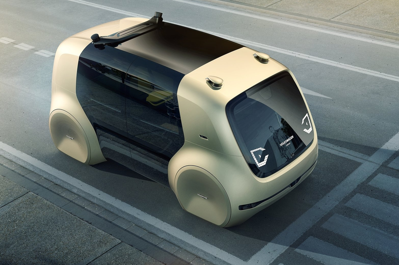 Illustration for article titled The Volkswagen Sedric Is An Autonomous Space Caterpillar That's Really Chill Inside